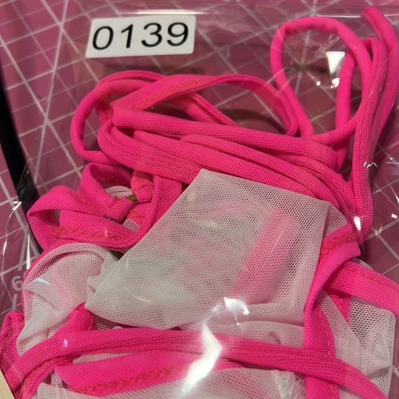 New Mesh “O” Ring  Halter Top - Picture 11 of 11